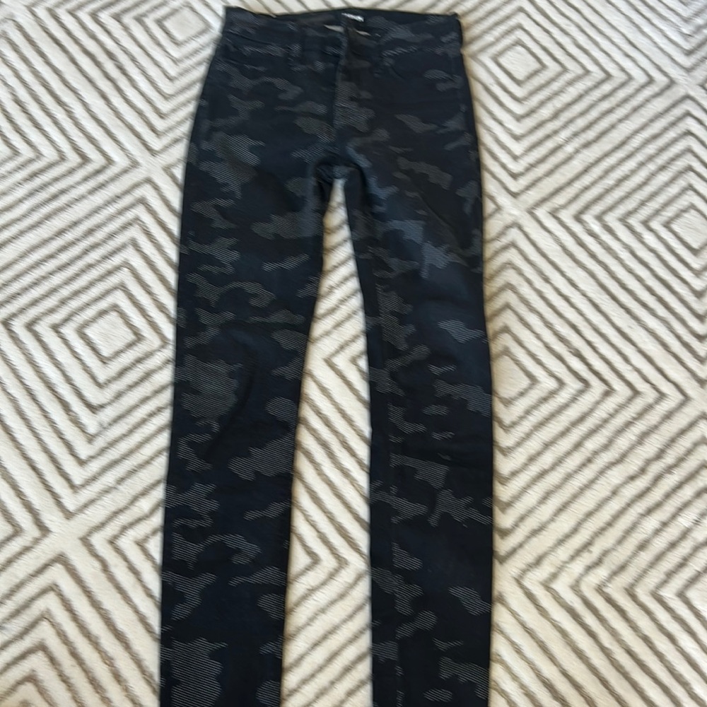 Hudson jeans size 27